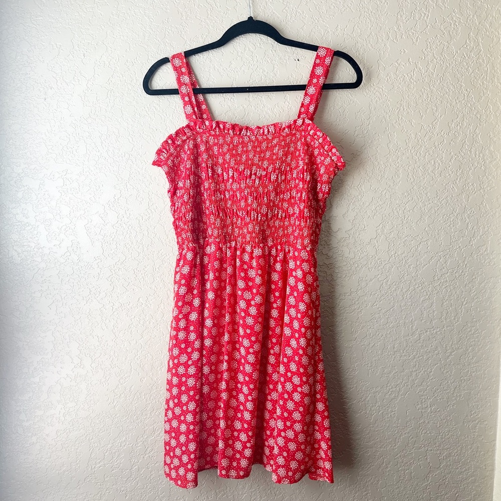 Vintage inspired red and white printed flowy mini dress